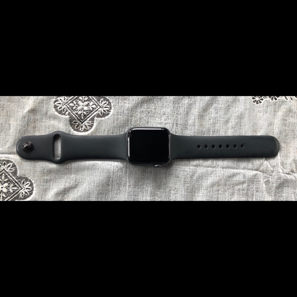 Apple Watch Series 4 (For Parts)
